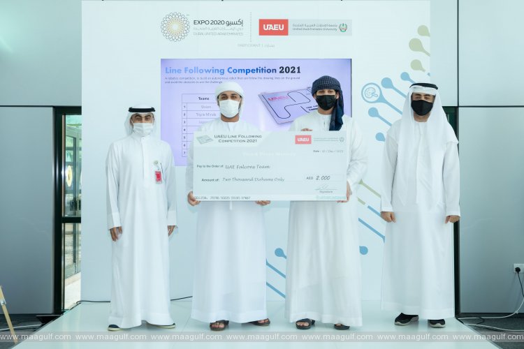UAEU students actively participate in \'‎Robotic Competition\' \'Line Following\' in ‎Google Innovation Hub at SIP